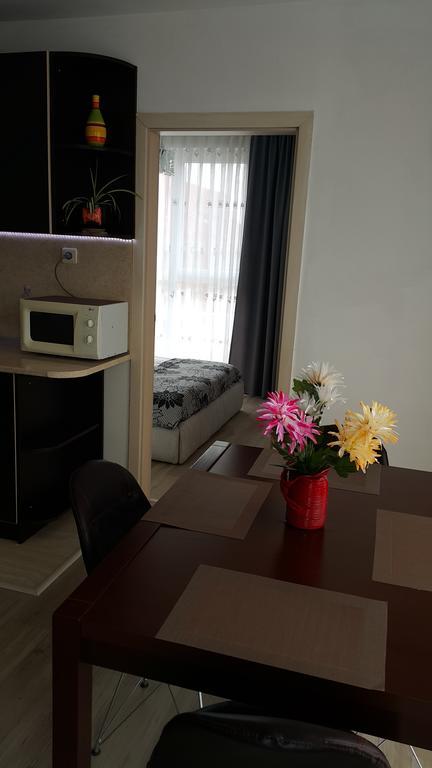 Kraybrezhna Apartment Поморие Экстерьер фото
